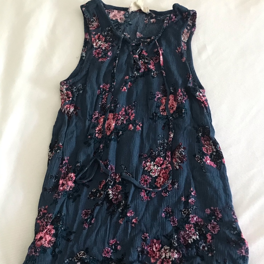 Floral Lace Up Tanktop